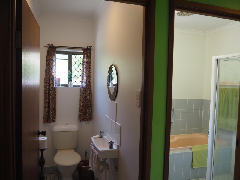 3 Wildsoet St, Wongaling Beach QLD 4852
