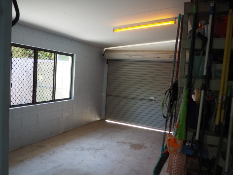 3 Wildsoet St, Wongaling Beach QLD 4852