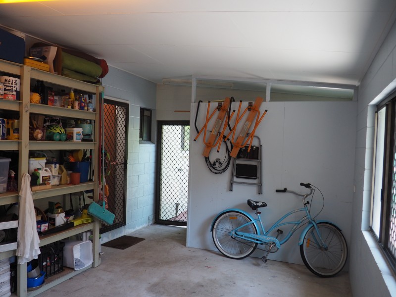 3 Wildsoet St, Wongaling Beach QLD 4852