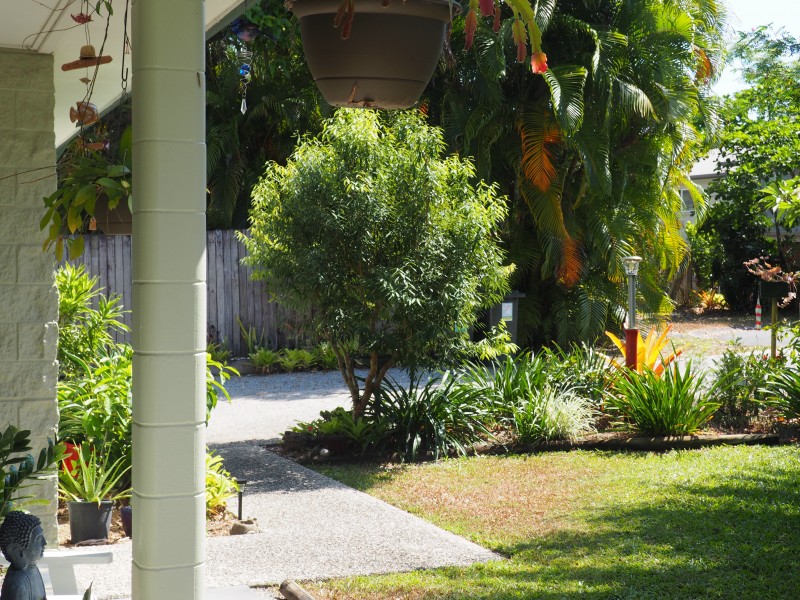 3 Wildsoet St, Wongaling Beach QLD 4852