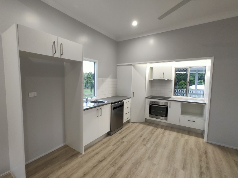 10 Casuarina Cres, Mission Beach QLD 4852