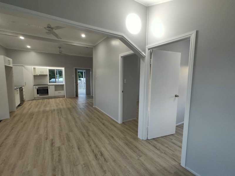 10 Casuarina Cres, Mission Beach QLD 4852