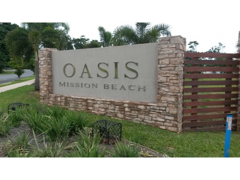 7 Lani Cl, Mission Beach QLD 4852