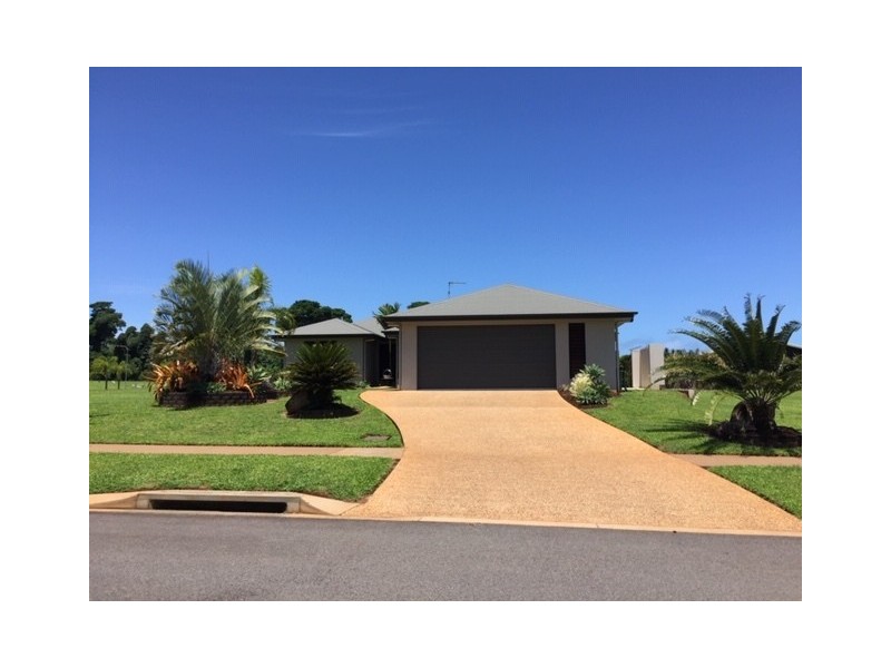 12 Nautilus St, Mission Beach QLD 4852