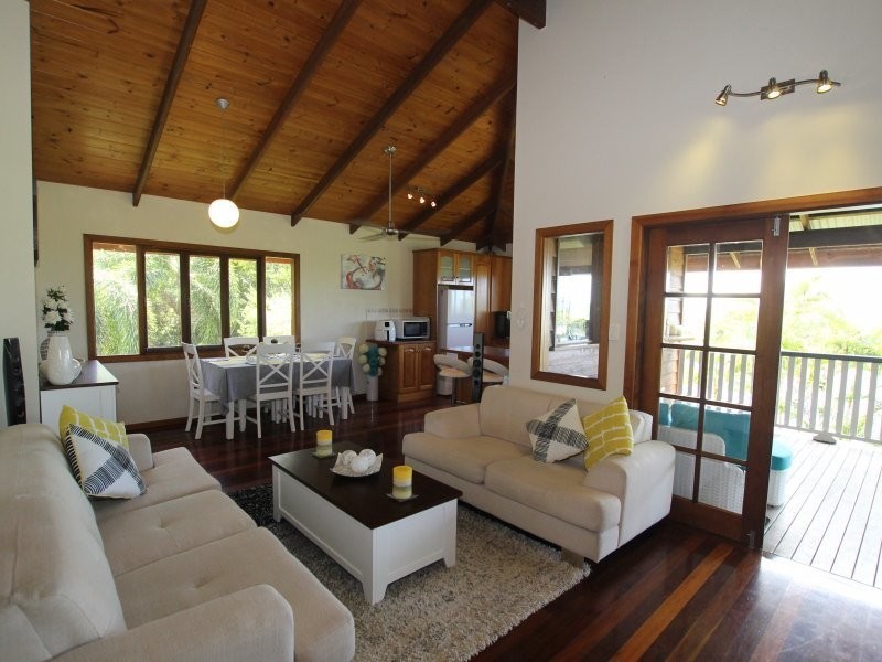 14 Giufre Crescent, Wongaling Beach QLD 4852