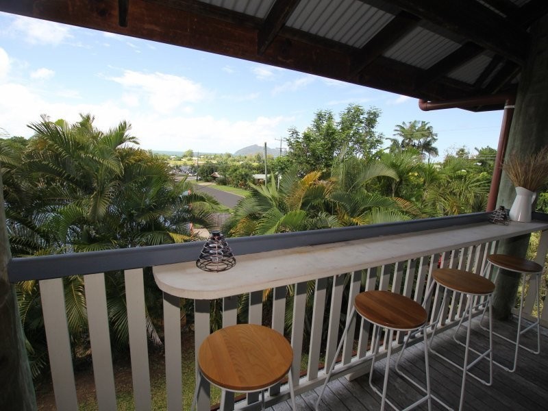 14 Giufre Crescent, Wongaling Beach QLD 4852