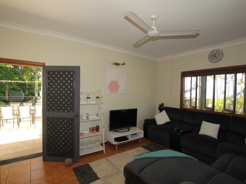 14 Giufre Crescent, Wongaling Beach QLD 4852
