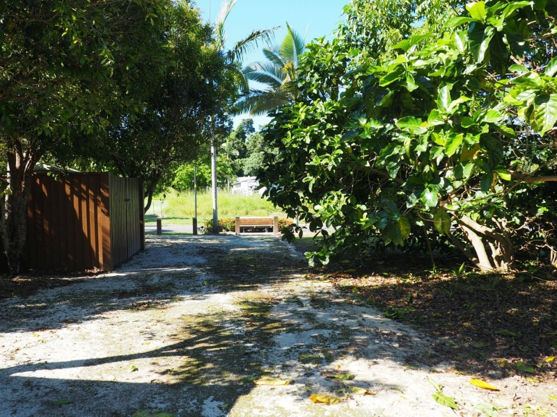 3 Lani Close, Mission Beach QLD 4852