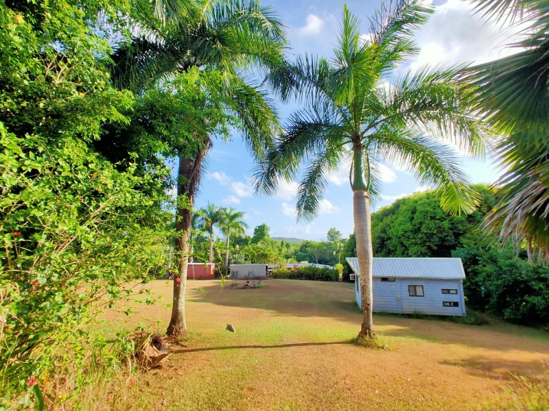 32 North Hull Rd, Carmoo QLD 4852