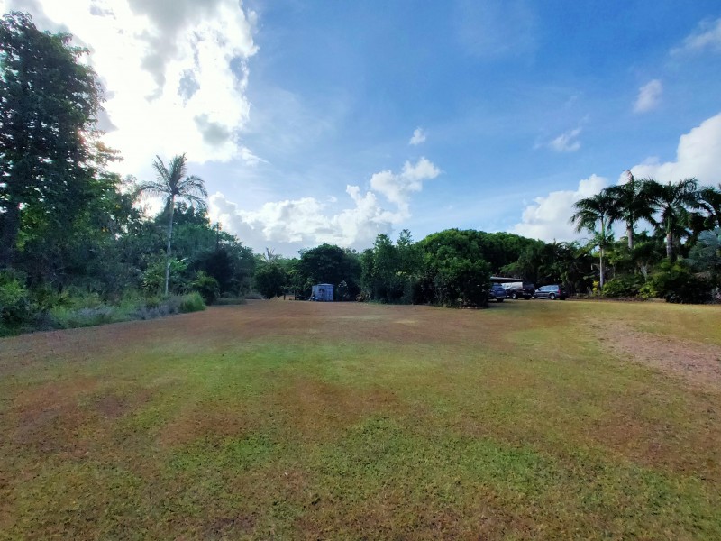 32 North Hull Rd, Carmoo QLD 4852