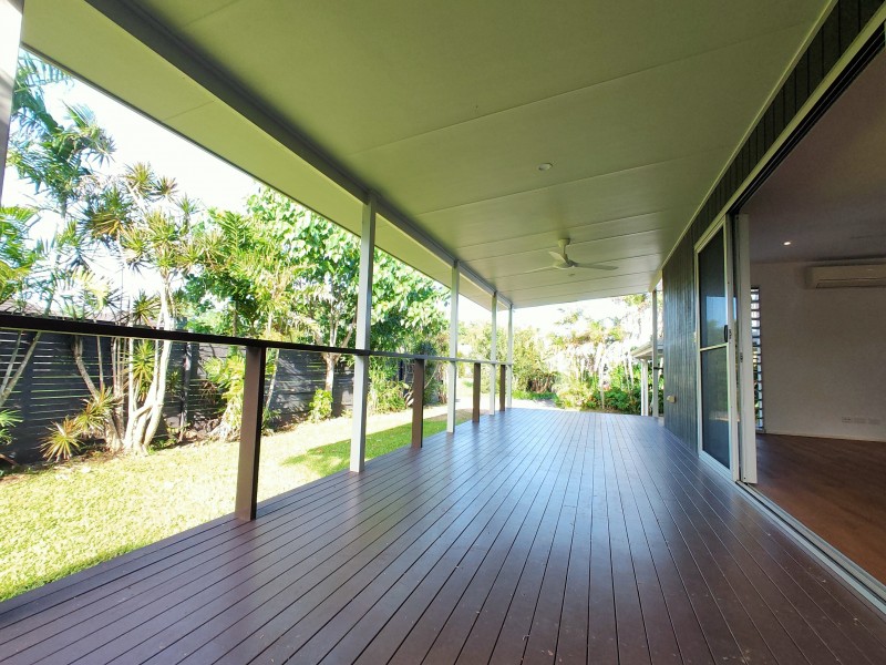 19 Rise Cres, Mission Beach QLD 4852