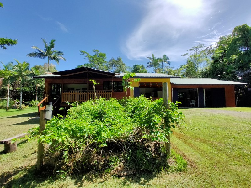 13 Stephens Street, Mission Beach QLD 4852
