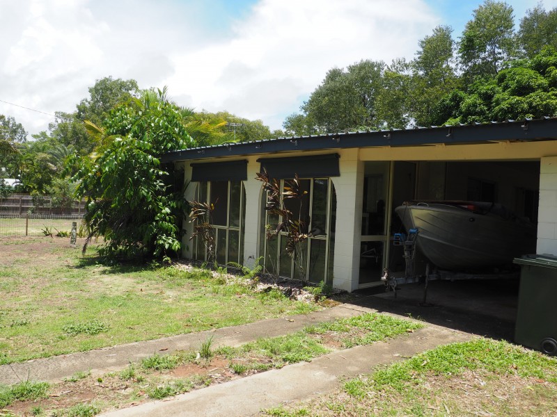 37 Kwila St, Wongaling Beach QLD 4852