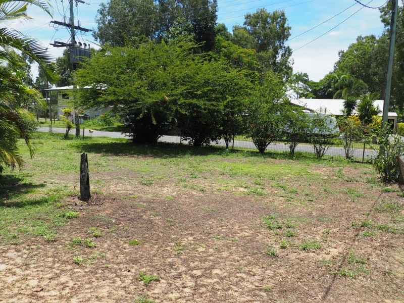 37 Kwila St, Wongaling Beach QLD 4852