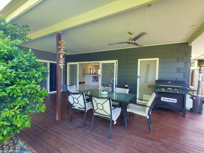 11 Buccaneer St, South Mission Beach QLD 4852