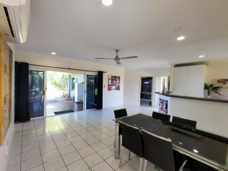 11 Buccaneer St, South Mission Beach QLD 4852