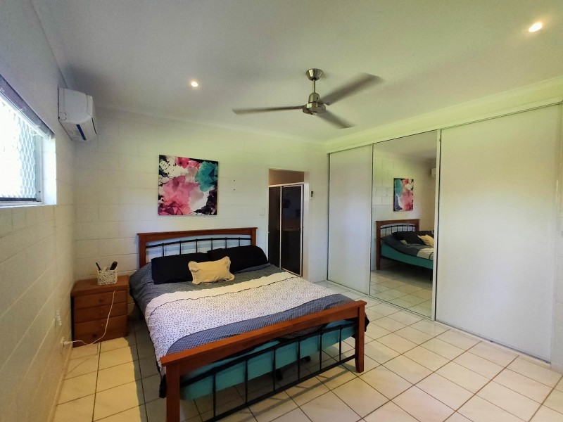 11 Buccaneer St, South Mission Beach QLD 4852