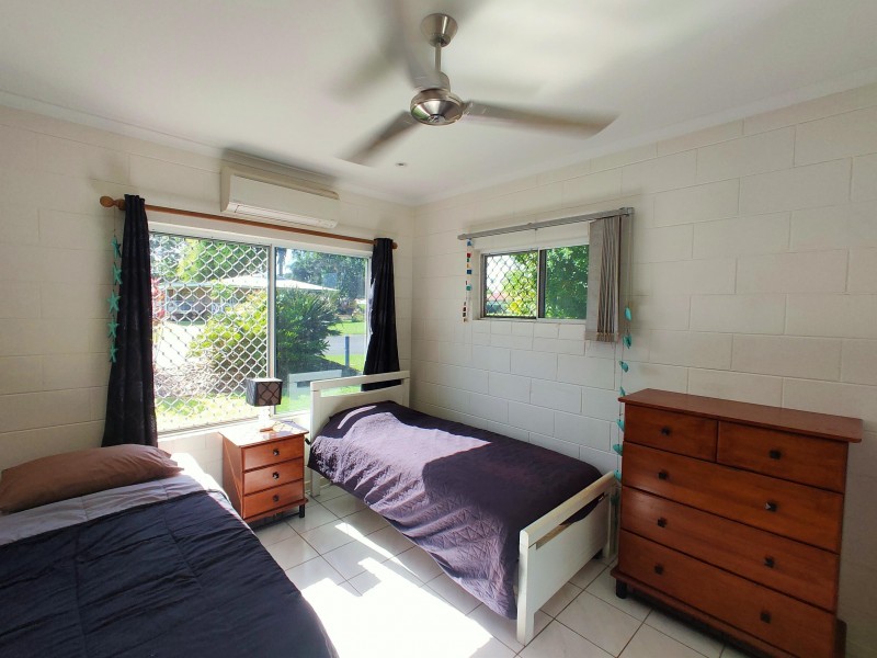11 Buccaneer St, South Mission Beach QLD 4852