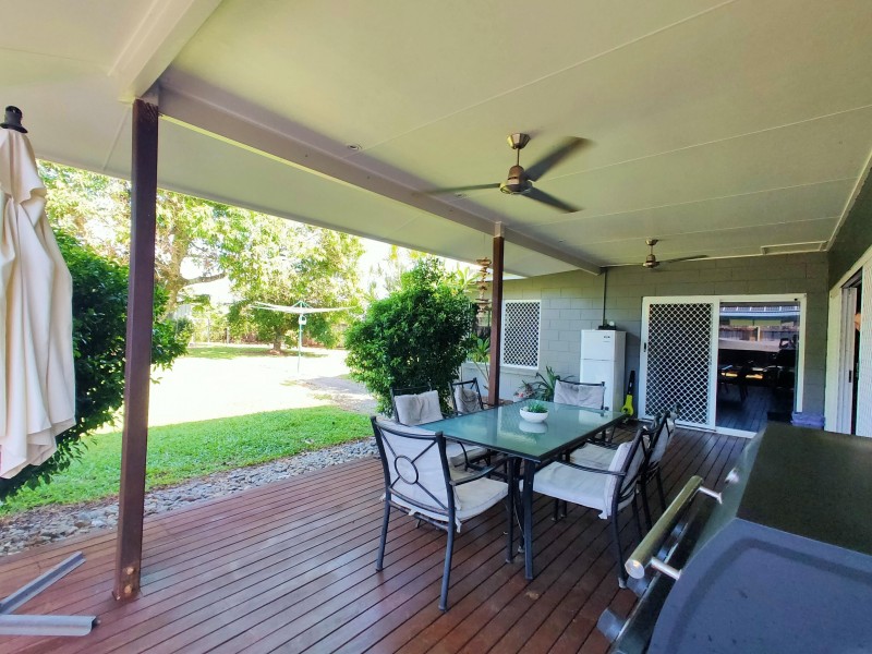 11 Buccaneer St, South Mission Beach QLD 4852