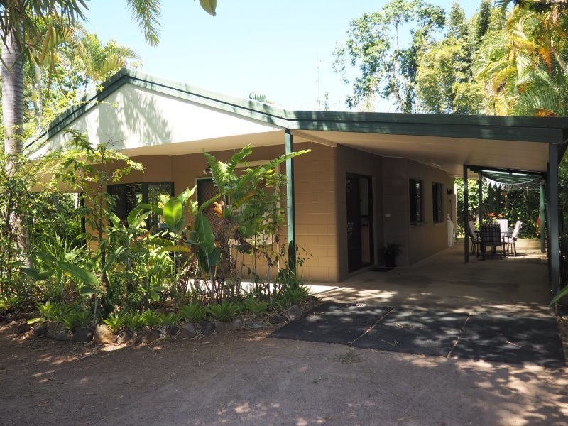 7 Hutchison Cl, Mission Beach QLD 4852