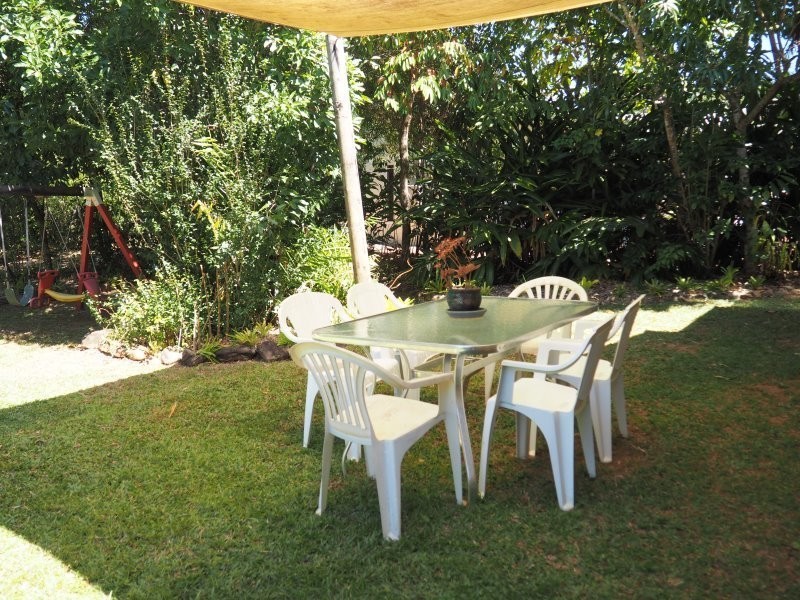 7 Hutchison Cl, Mission Beach QLD 4852