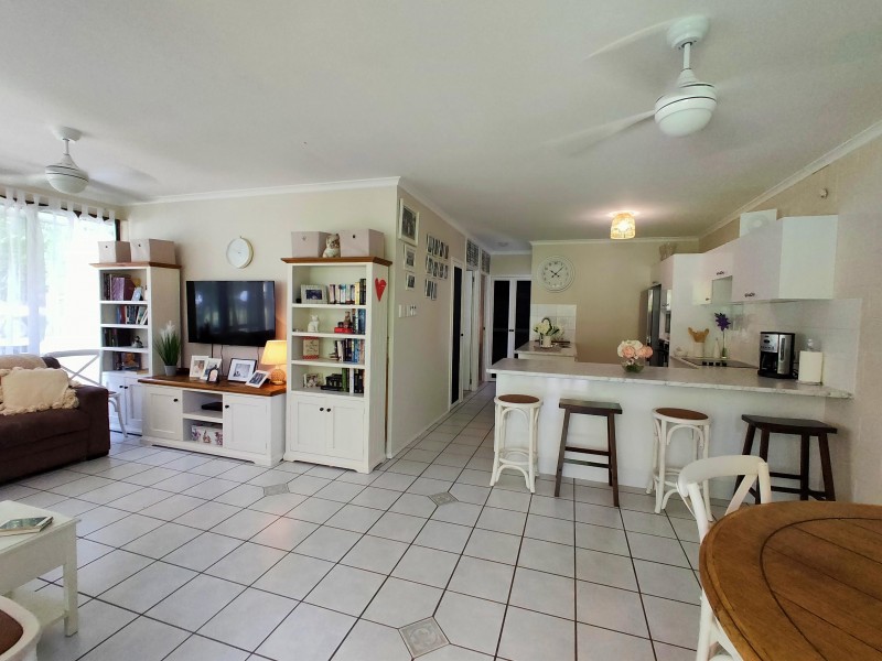 2/20 Seafarer Street, South Mission Beach QLD 4852