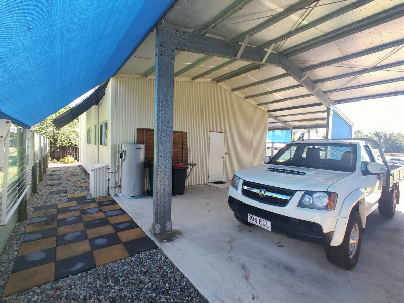 10 Nivosa Ct, Mission Beach QLD 4852