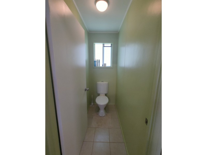 10 Nivosa Ct, Mission Beach QLD 4852