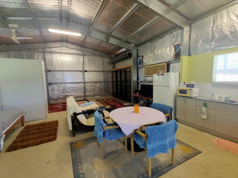 10 Nivosa Ct, Mission Beach QLD 4852