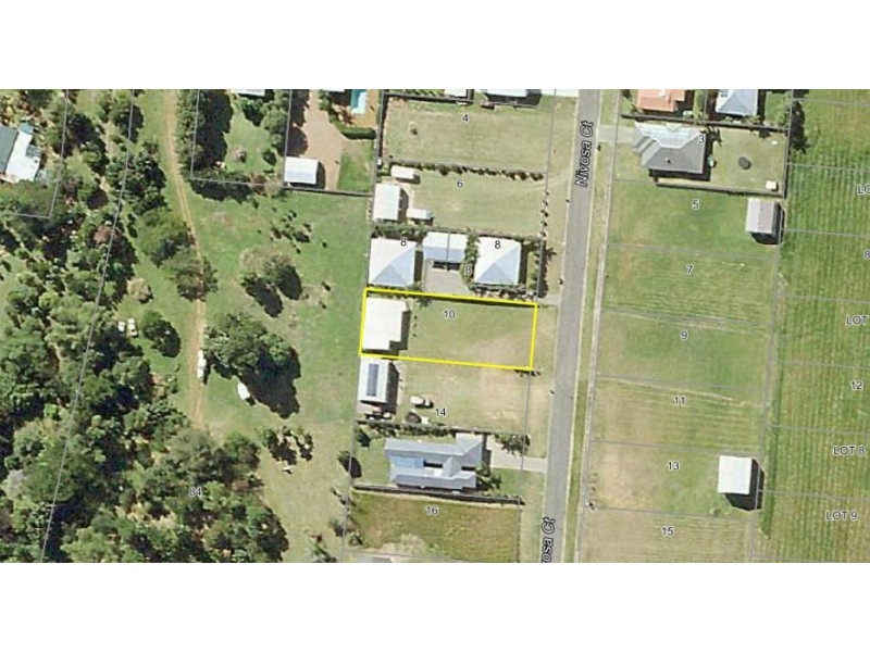 10 Nivosa Ct, Mission Beach QLD 4852
