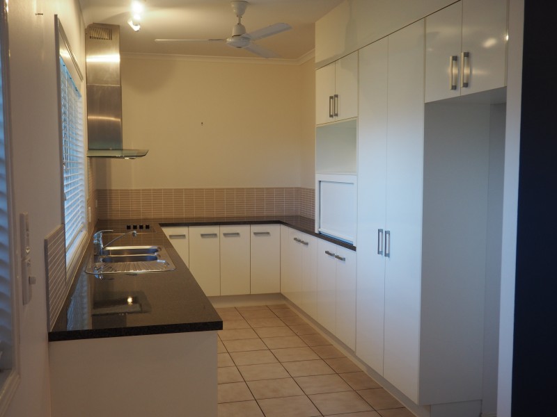 1/42-44 Mitchell Street, South Mission Beach QLD 4852