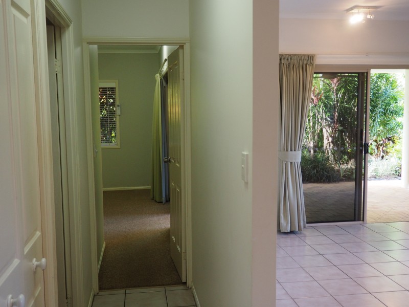 1/42-44 Mitchell Street, South Mission Beach QLD 4852