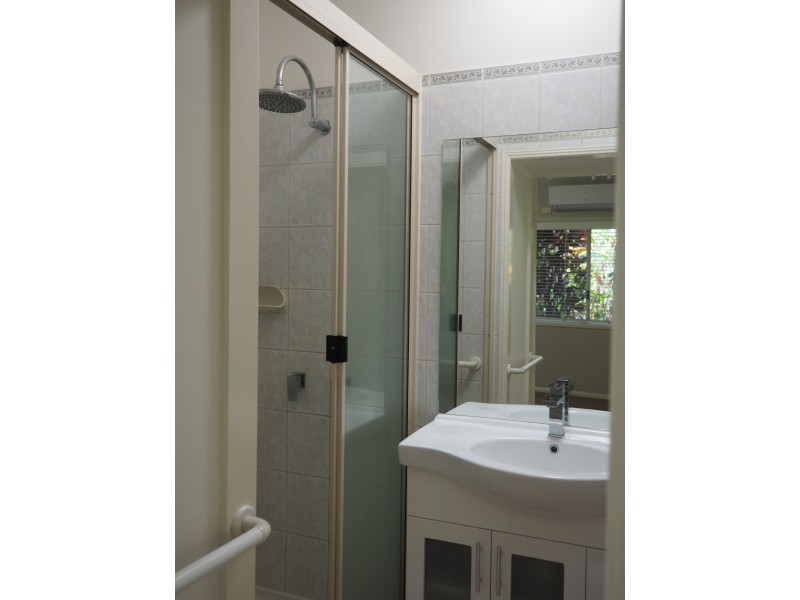 1/42-44 Mitchell Street, South Mission Beach QLD 4852