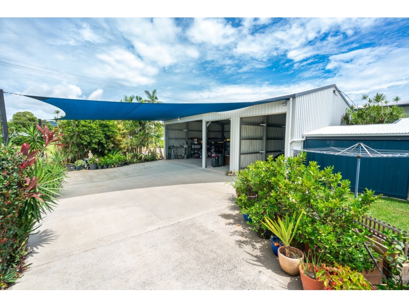 104 Kennedy Esp, South Mission Beach QLD 4852