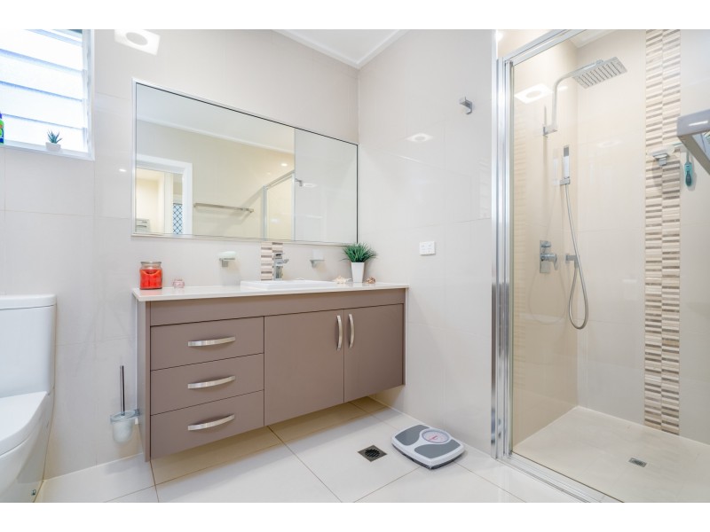 104 Kennedy Esp, South Mission Beach QLD 4852