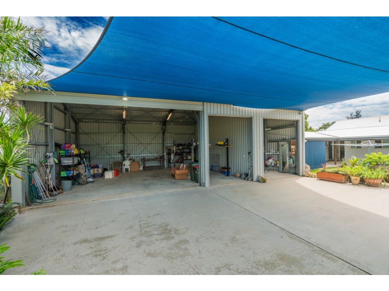 104 Kennedy Esp, South Mission Beach QLD 4852