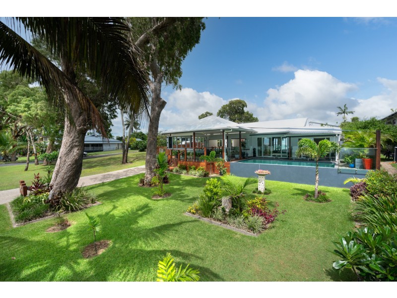 104 Kennedy Esp, South Mission Beach QLD 4852