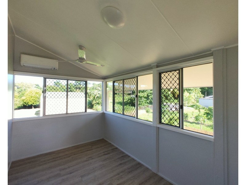 10 Casuarina Cres, Mission Beach QLD 4852