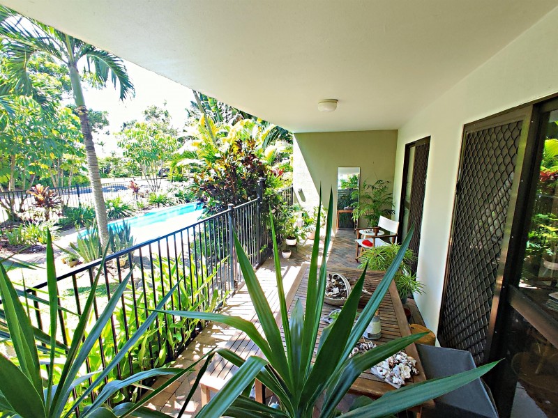Unit 1/135 Reid Rd, Wongaling Beach QLD 4852