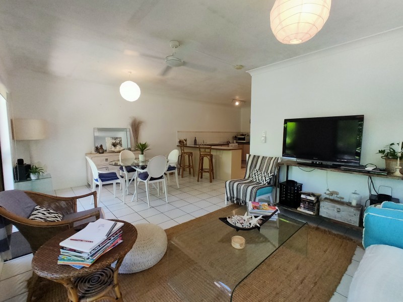 Unit 1/135 Reid Rd, Wongaling Beach QLD 4852