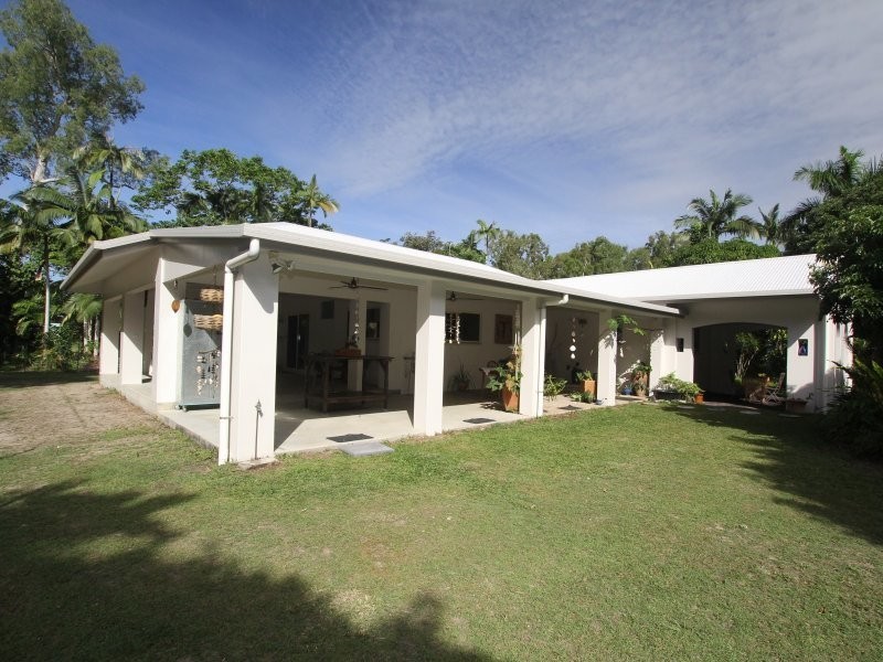 11 Coolibah St, Wongaling Beach QLD 4852