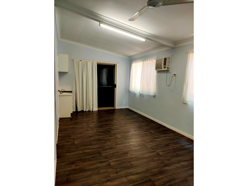 House 3/52 Conch St, Mission Beach QLD 4852