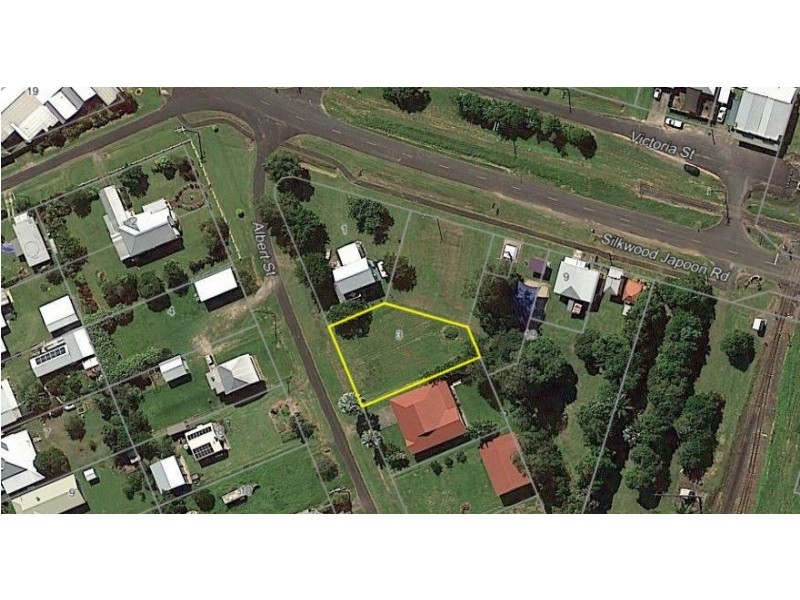 3 Albert Street, Silkwood QLD 4856