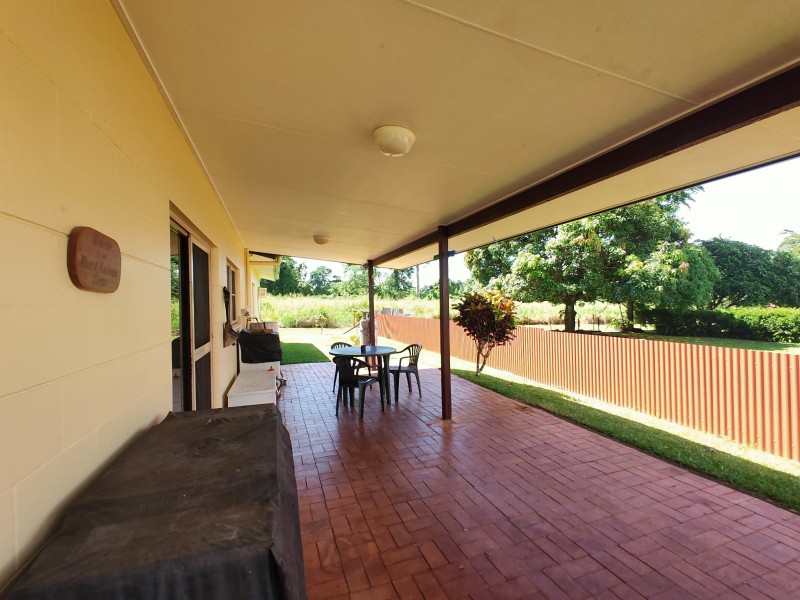 3 Wrap Ct, Mission Beach QLD 4852