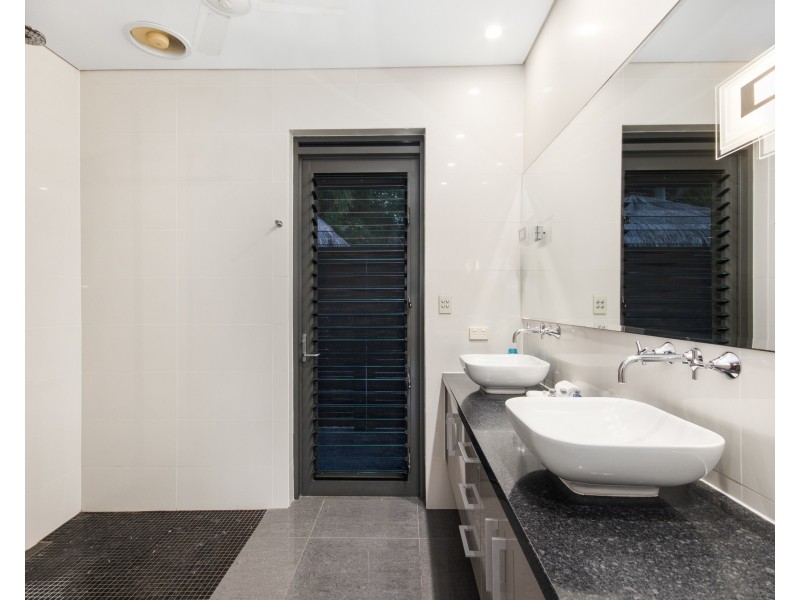 11/73 Explorers Dr, South Mission Beach QLD 4852