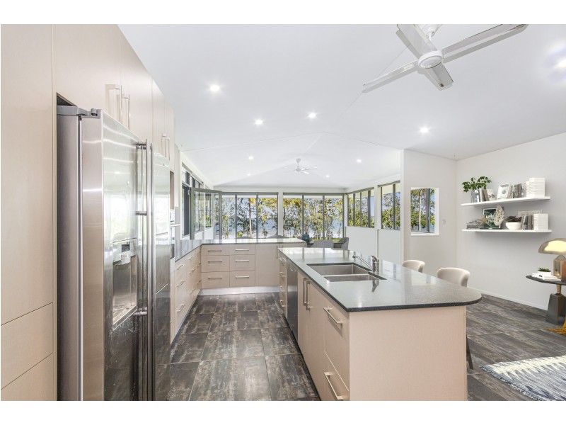 46 Kennedy Esplanade, South Mission Beach QLD 4852