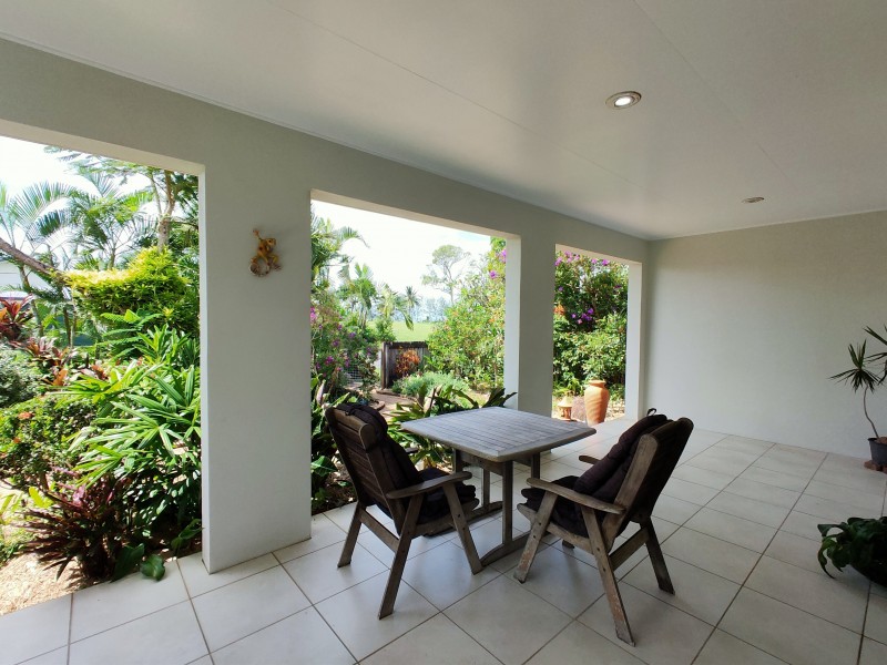 36 Wall Street, South Mission Beach QLD 4852