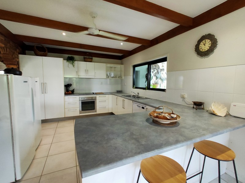 36 Wall Street, South Mission Beach QLD 4852