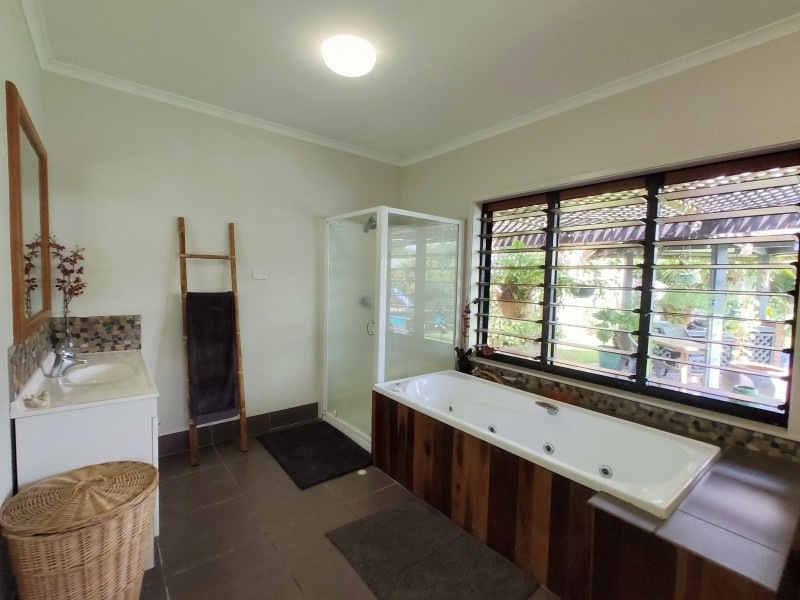 36 Wall Street, South Mission Beach QLD 4852