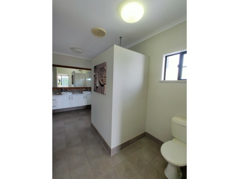 36 Wall Street, South Mission Beach QLD 4852